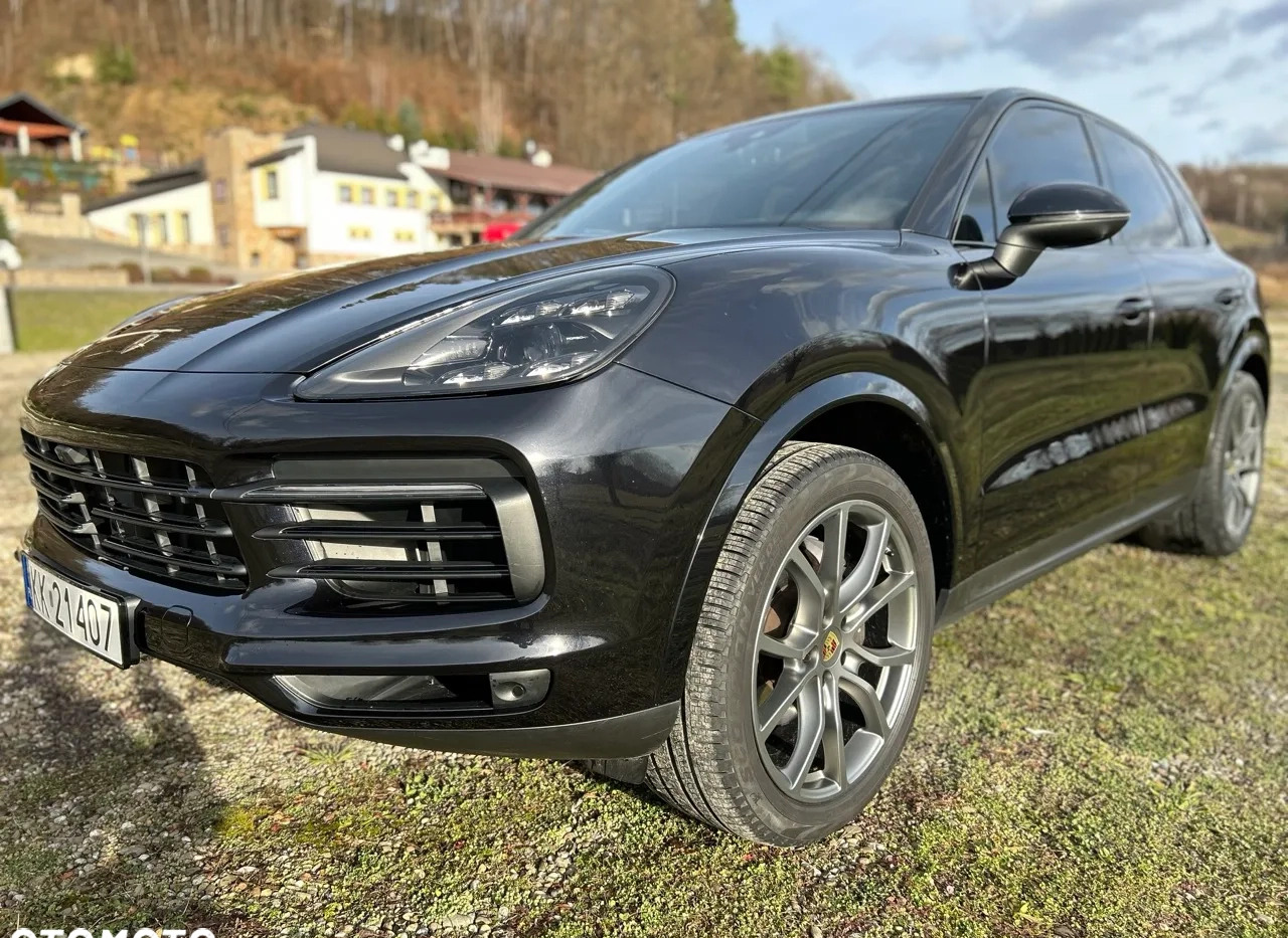 Porsche Cayenne cena 279900 przebieg: 86100, rok produkcji 2019 z Kraków małe 781